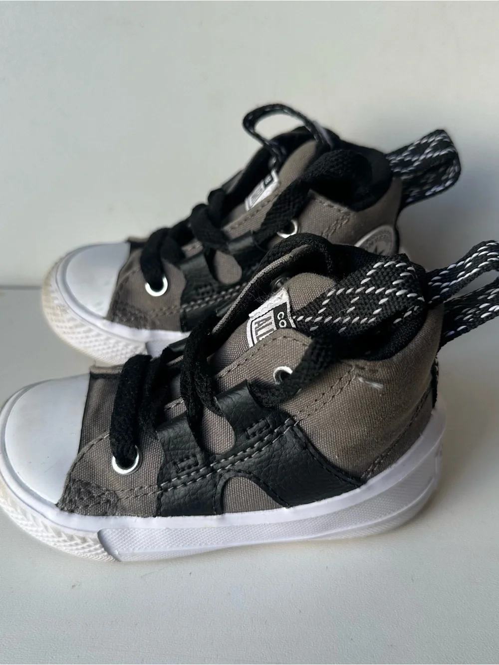 Converse All Star Toddler Gray Black High Top Sneakers Kids US 5 Hook Loop EUC